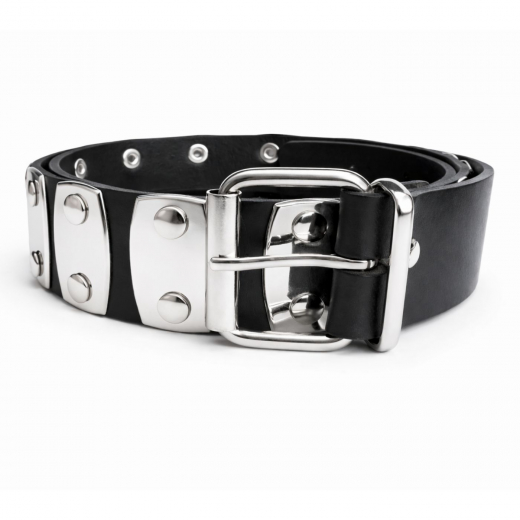 Ledergürtel mit Blechplatten