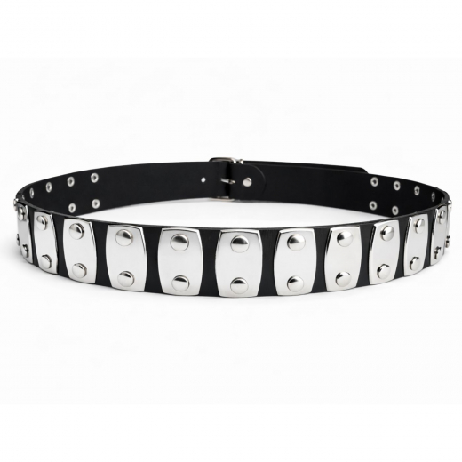 Ledergürtel mit Blechplatten