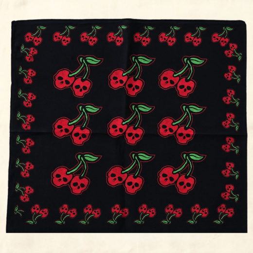 Kirschen und Totenschädel XL Bandana