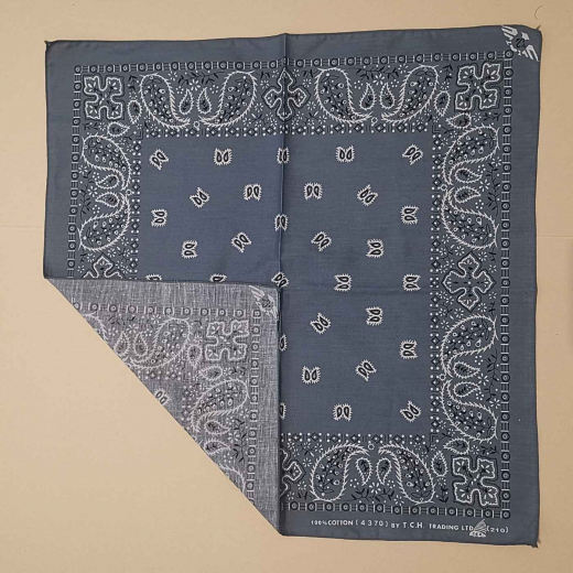 Graublaues Paisley-Bandana aus 100 % Baumwolle